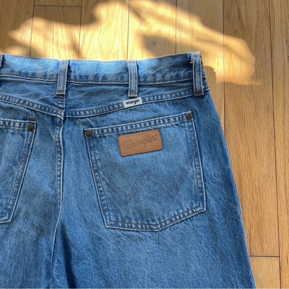 Wrangler Women's Straight Blue Jeans